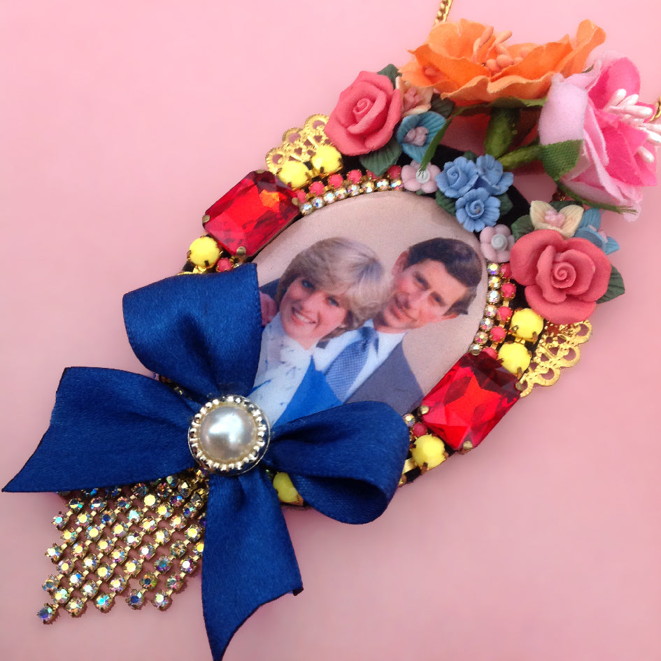 mouchkine jewelry popart stylish colorful kitsch and chic necklace