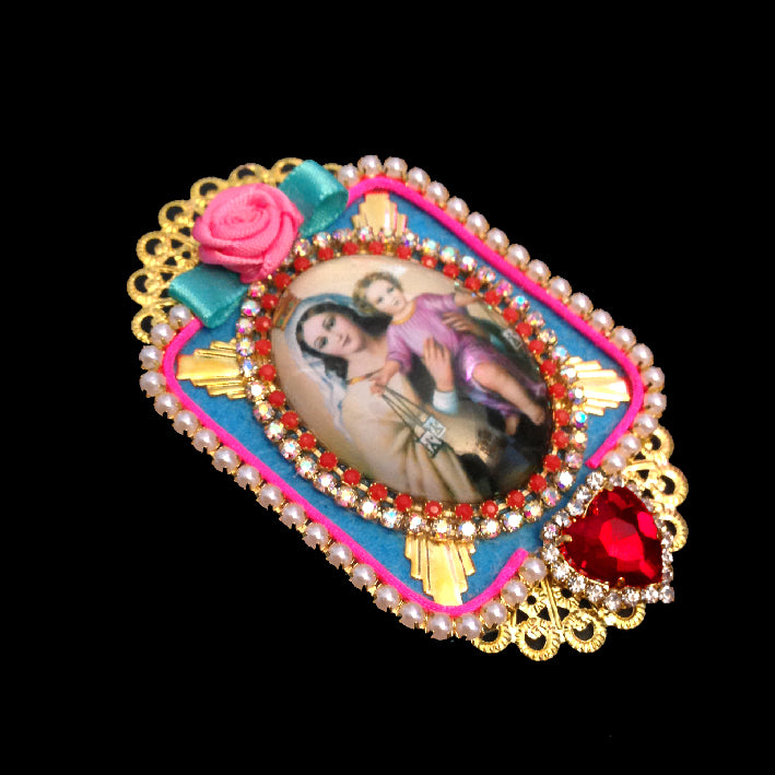 mouchkine jewelry baroque and elegant madonna brooch 