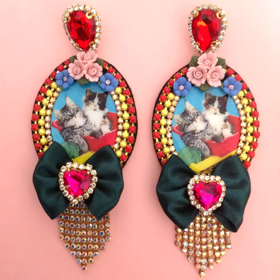 mouchkine jewelry kitsch and chic kitty earrings
